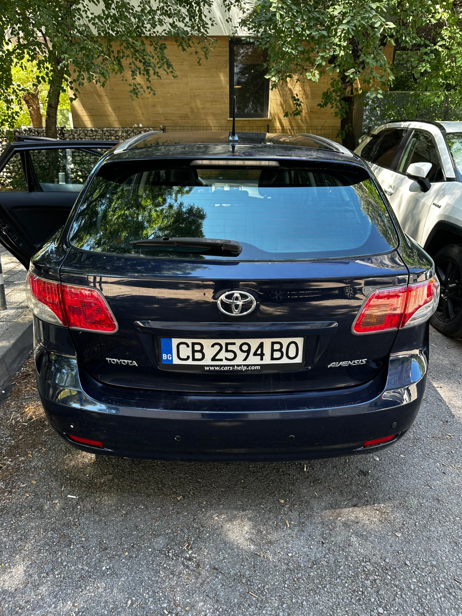 Toyota Avensis, снимка 3 - Автомобили и джипове - 55459737
