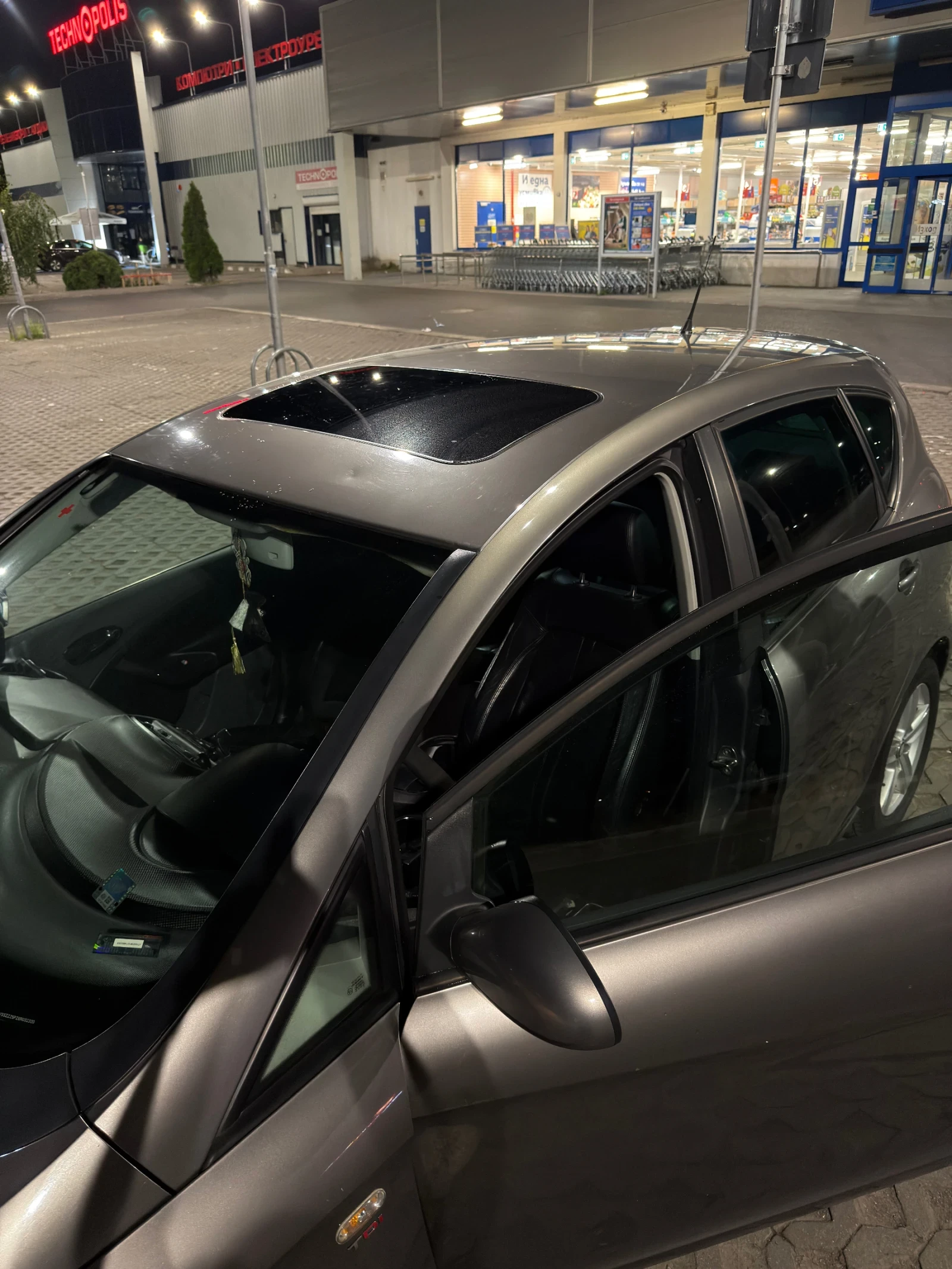 Seat Altea, снимка 8 - Автомобили и джипове - 55566672
