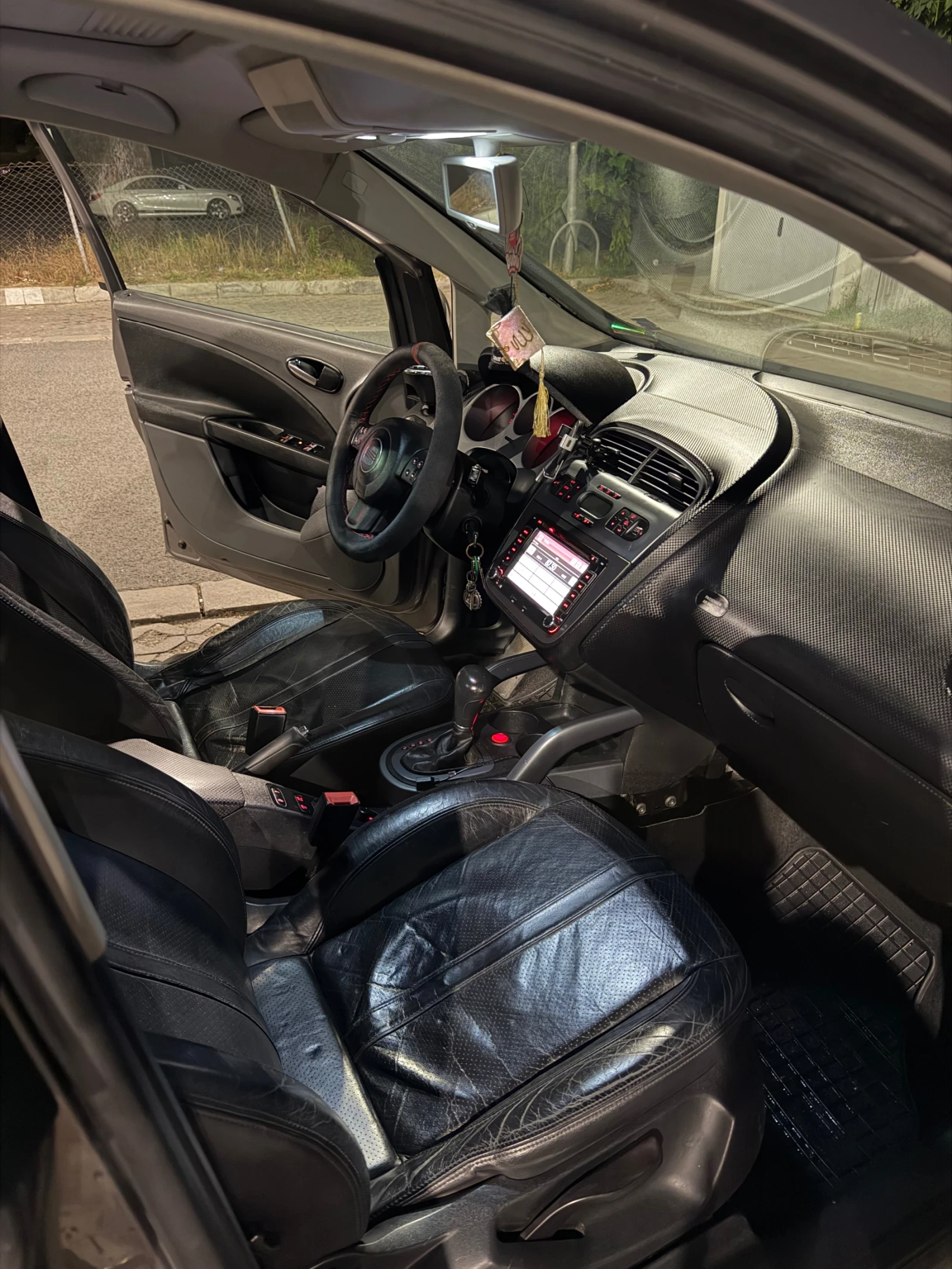 Seat Altea, снимка 12 - Автомобили и джипове - 55566672