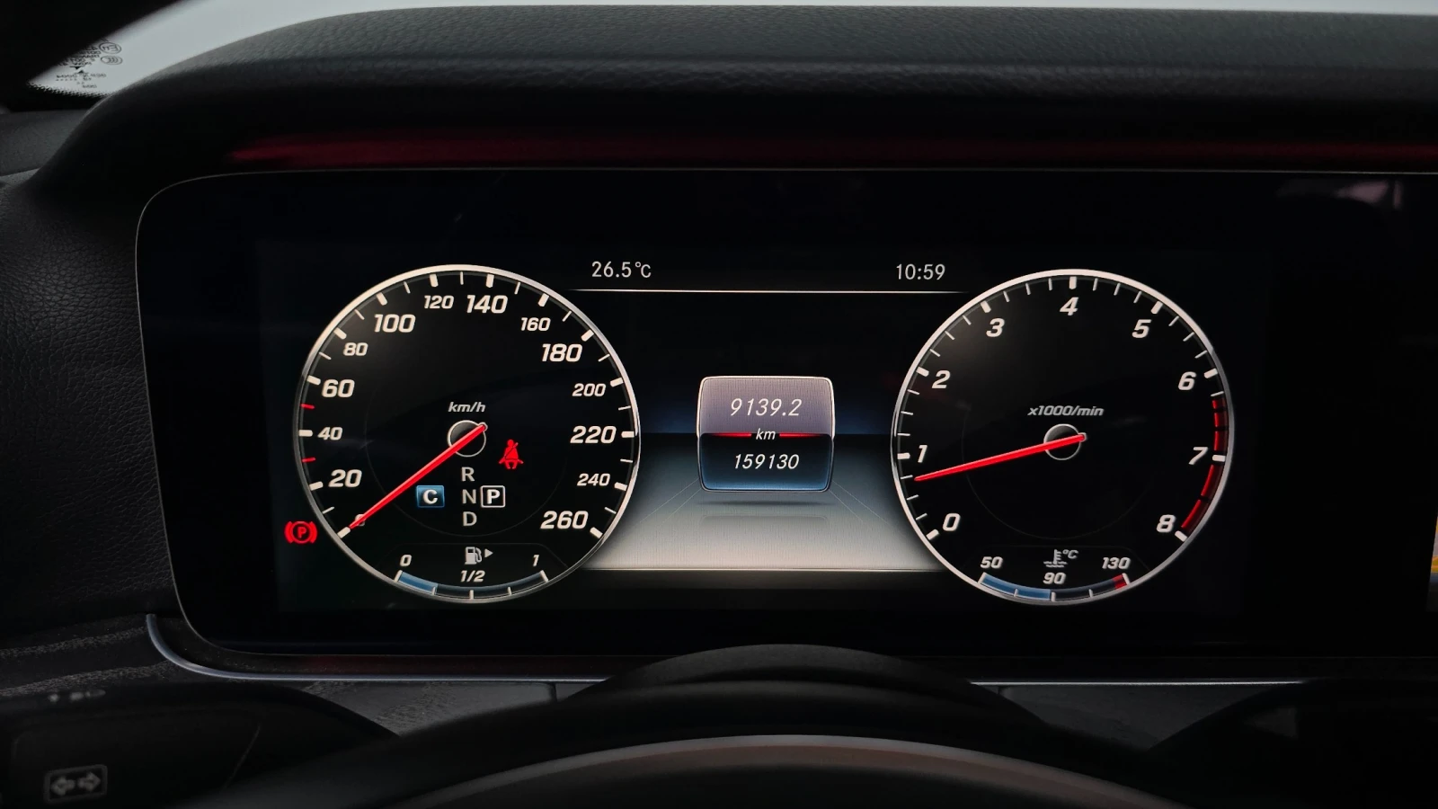 Mercedes-Benz E 300 E300 4MATIC Avantgarde | HUD | 360  камера | , снимка 7 - Автомобили и джипове - 55739567