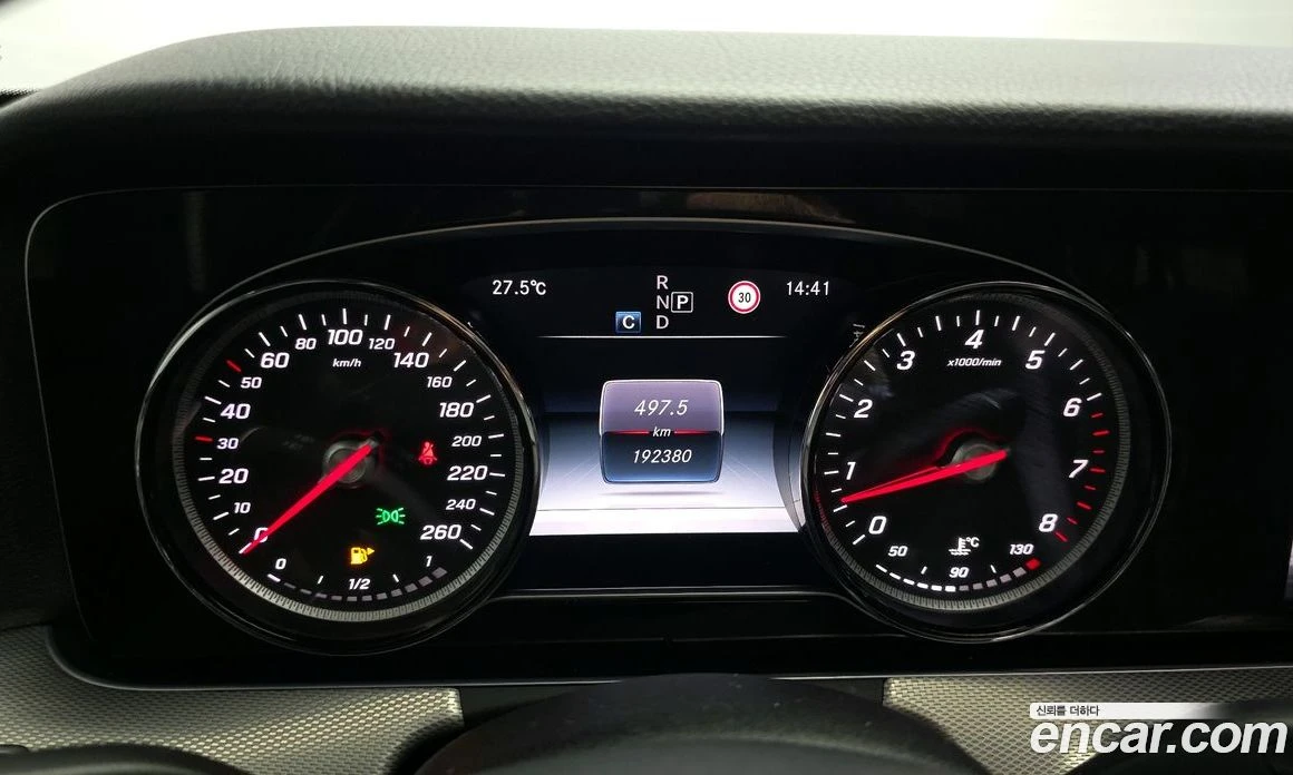 Mercedes-Benz E 200 E200 Avantgarde, снимка 8 - Автомобили и джипове - 56122924