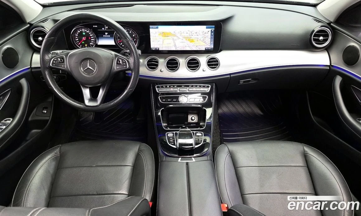 Mercedes-Benz E 200 E200 Avantgarde, снимка 7 - Автомобили и джипове - 56122924