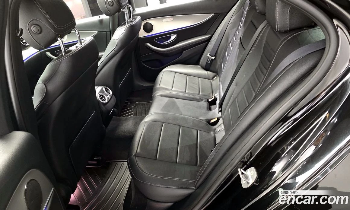 Mercedes-Benz E 200 E200 Avantgarde, снимка 11 - Автомобили и джипове - 56122924