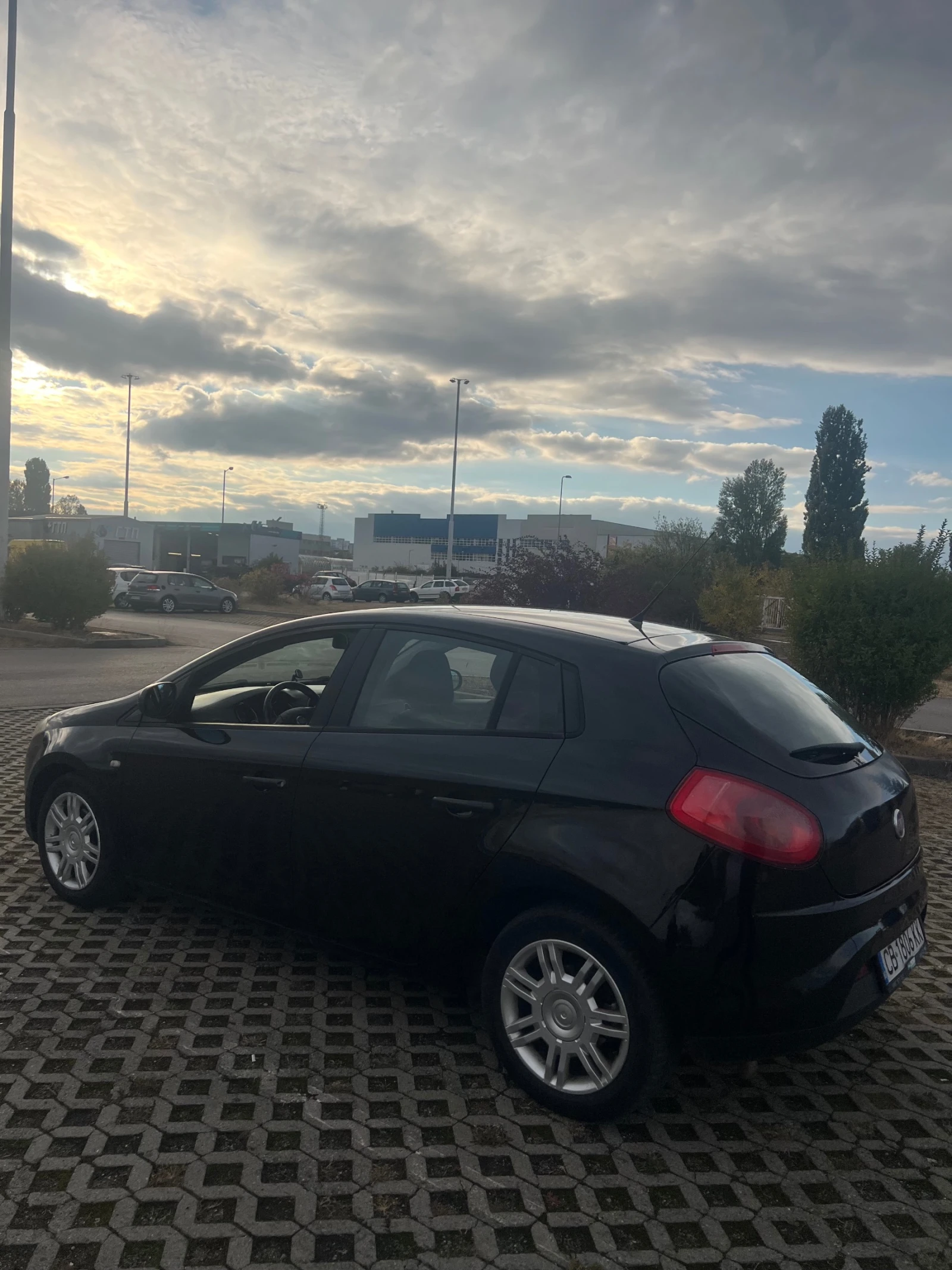 Fiat Bravo 1.9 JTD, снимка 3 - Автомобили и джипове - 56546660