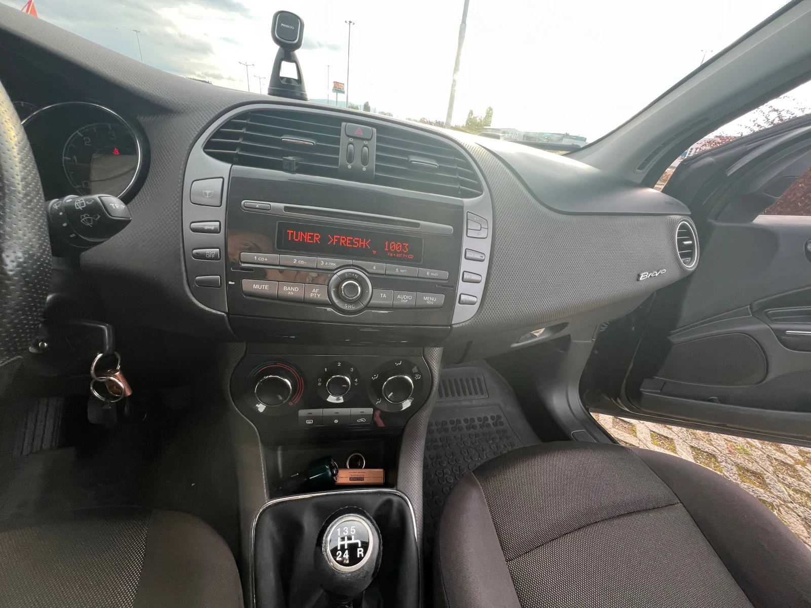 Fiat Bravo 1.9 JTD, снимка 13 - Автомобили и джипове - 56546660