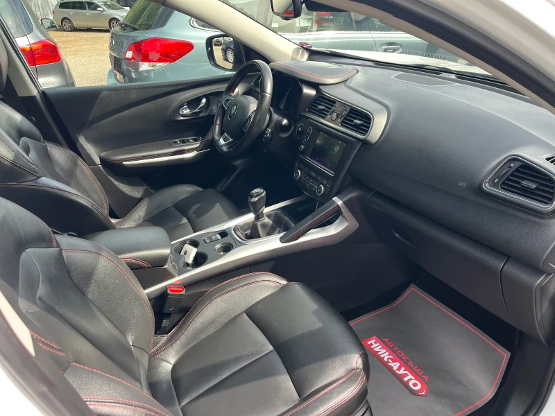 Renault Kadjar 1.2 16V Turbo Swiss Edition, 130 HP, снимка 7 - Автомобили и джипове - 51452271