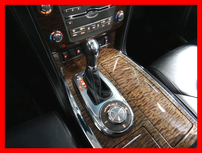 Nissan Armada 2017* V8* SL 4WD* FULL MAXX* 7 МЕСТА* PANORAMA, снимка 13 - Автомобили и джипове - 52297168