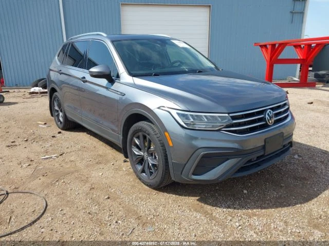 VW Tiguan 2.0T SE - 35000 лв. / 17895.22 € - 56479621 1