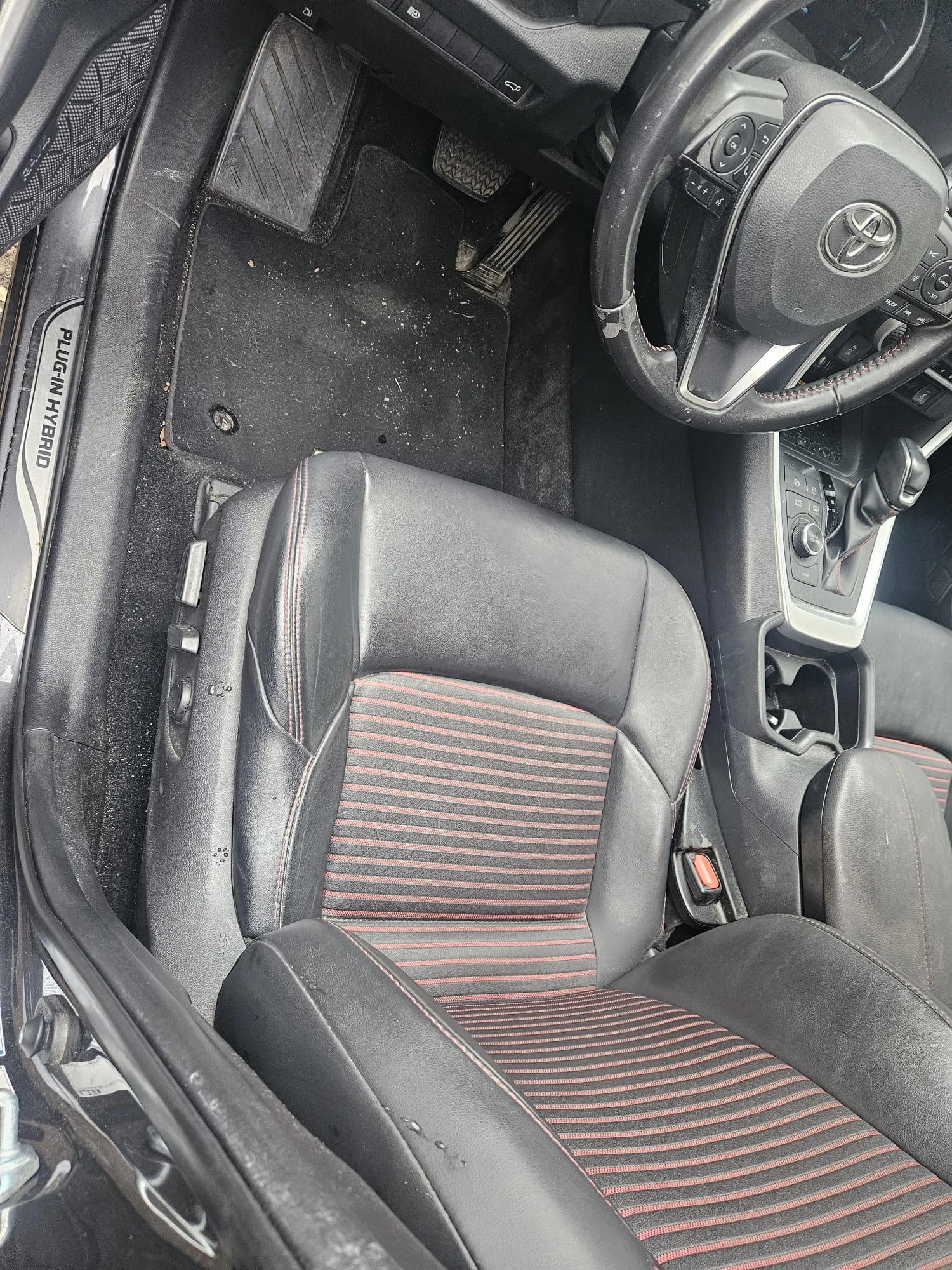 Toyota Rav4 2.5 AWD PLUG IN HYBRID - изображение 9