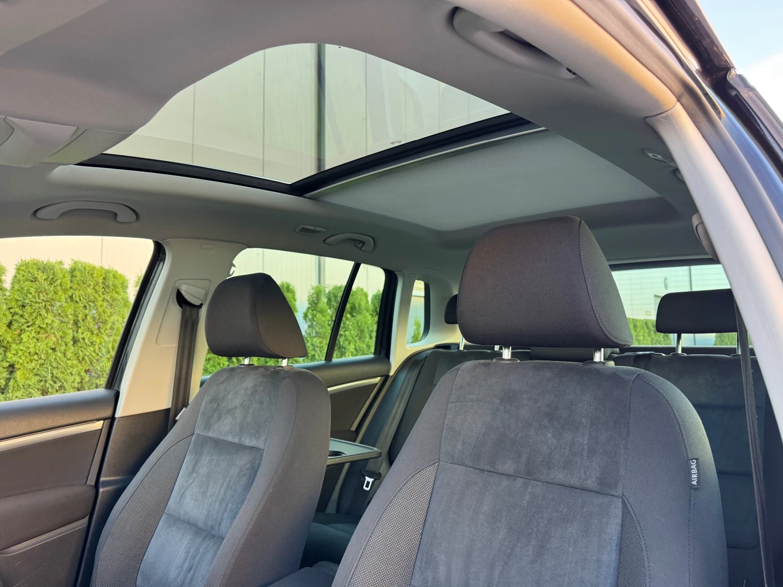 VW Tiguan 2.0TSI 4Motion/DSG/Sport&Style/ШВЕЙЦАРИЯ!!! - изображение 8