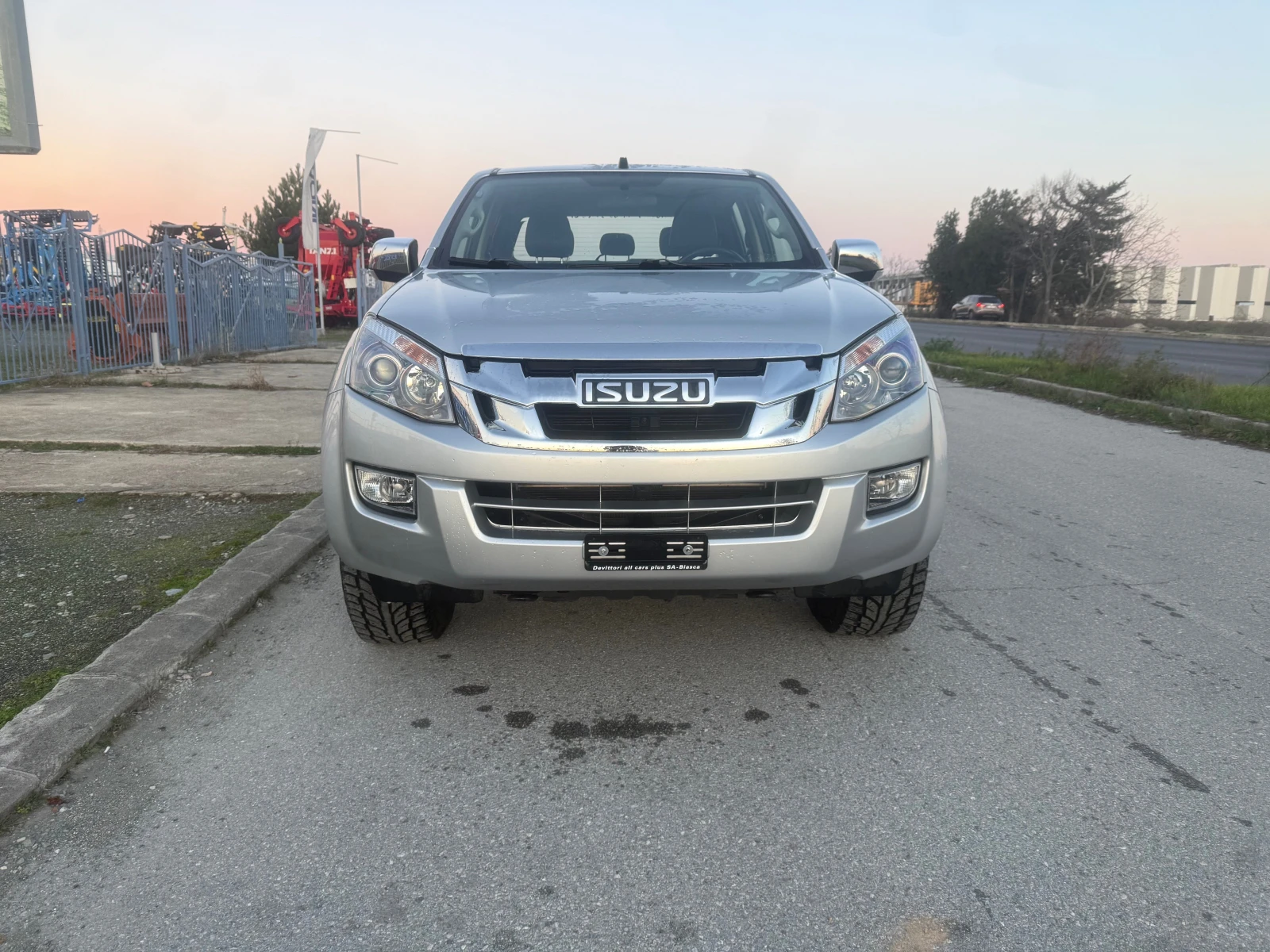Isuzu D-max 2.5 44 AUT. NAVI  | Mobile.bg   5
