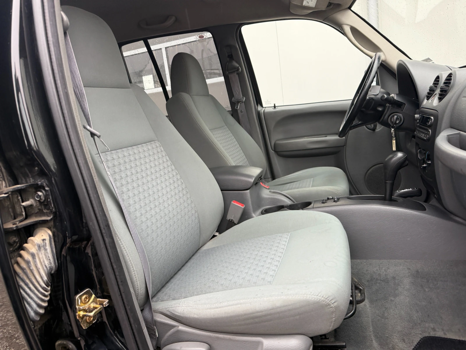 Jeep Cherokee 2.8 crd  | Mobile.bg � ����������� 12