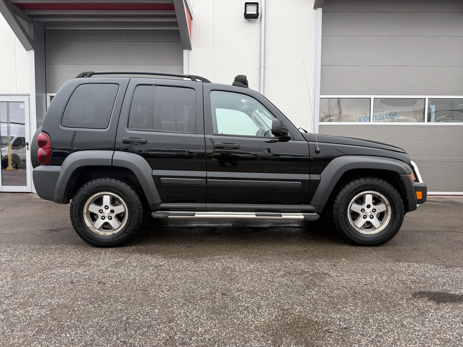 Jeep Cherokee 2.8 crd  - изображение 6