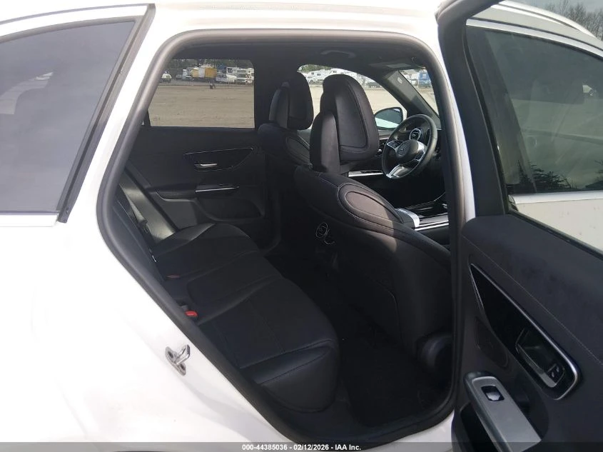 Mercedes-Benz GLC 300 2.0l 4Matic Suv - изображение 8