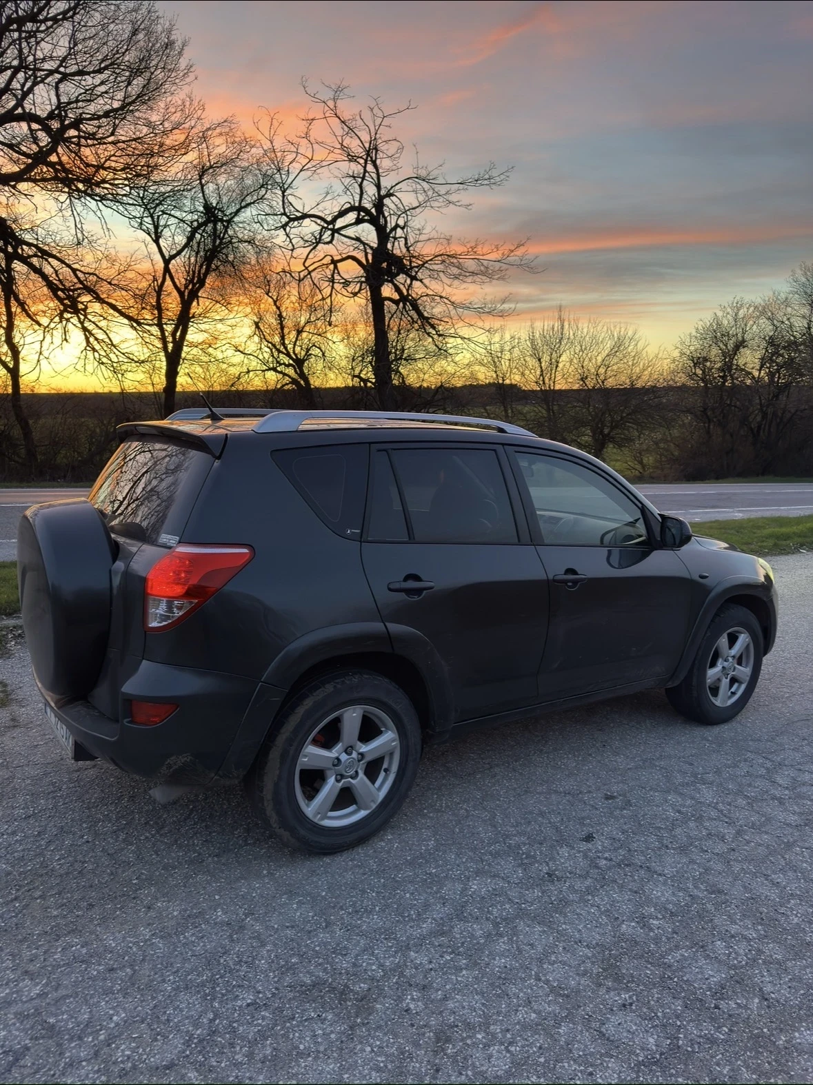 Toyota Rav4 2.2D-CAT, снимка 5 - Автомобили и джипове - 54194903