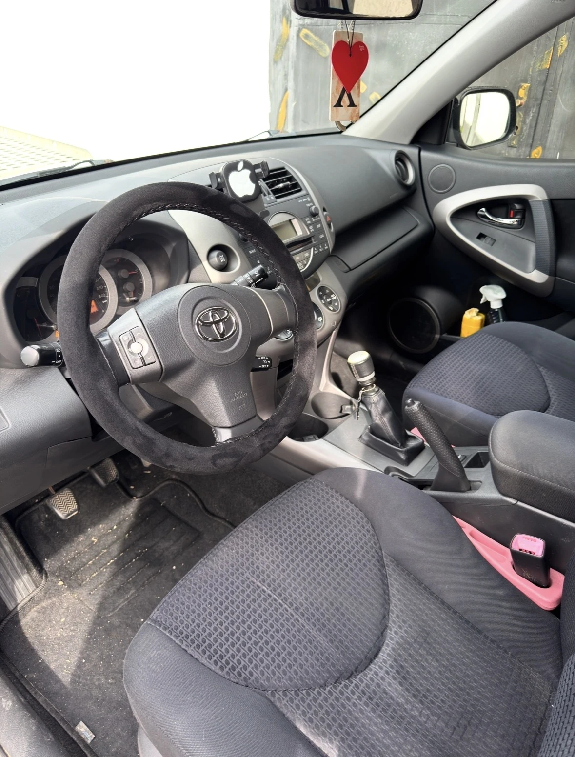 Toyota Rav4 2.2D-CAT, снимка 10 - Автомобили и джипове - 54194903