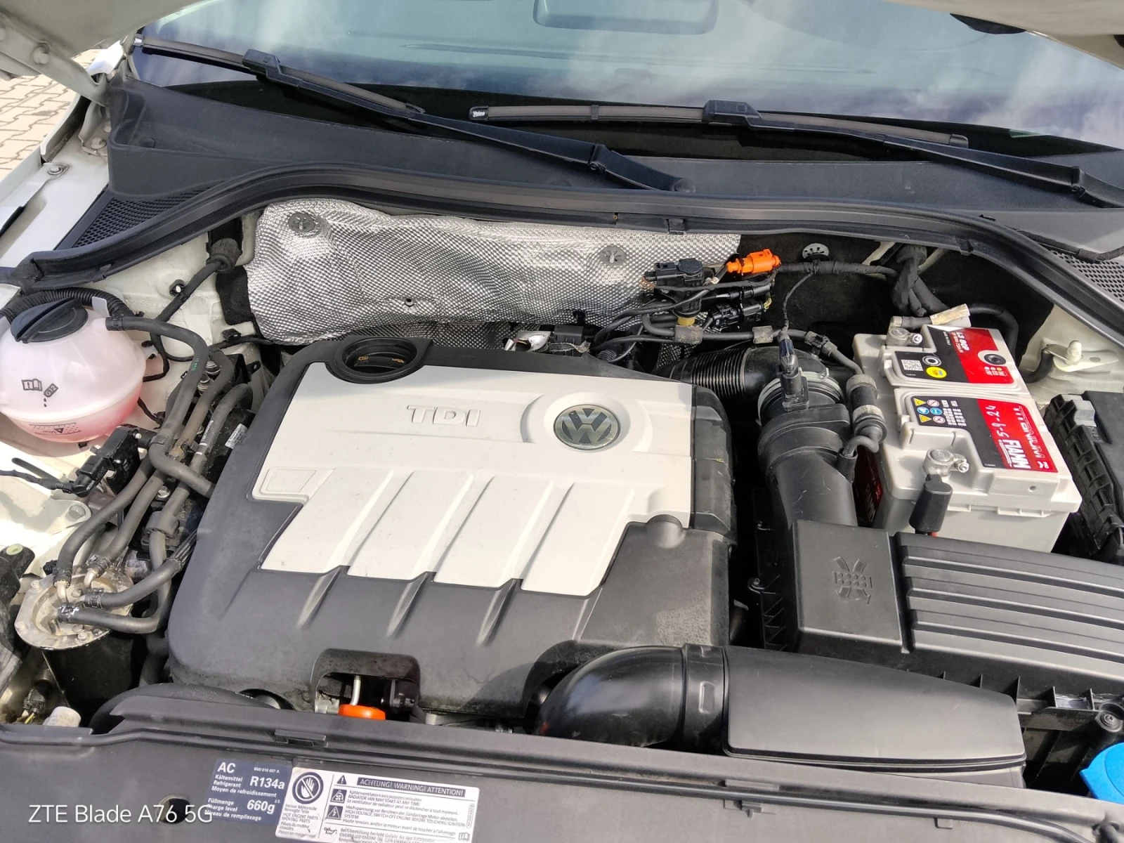 VW Tiguan 2.0 TDI, снимка 10 - Автомобили и джипове - 55241536