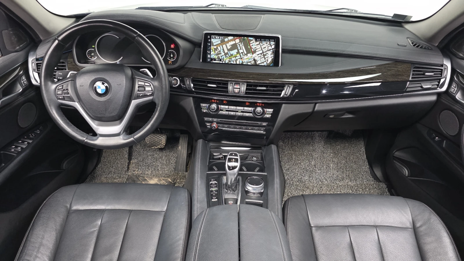 BMW X6 xDrive30d* 360* HUD* ЕЛ. БАГАЖНИК* КРАЙНА ЦЕНА, снимка 7 - Автомобили и джипове - 55348829