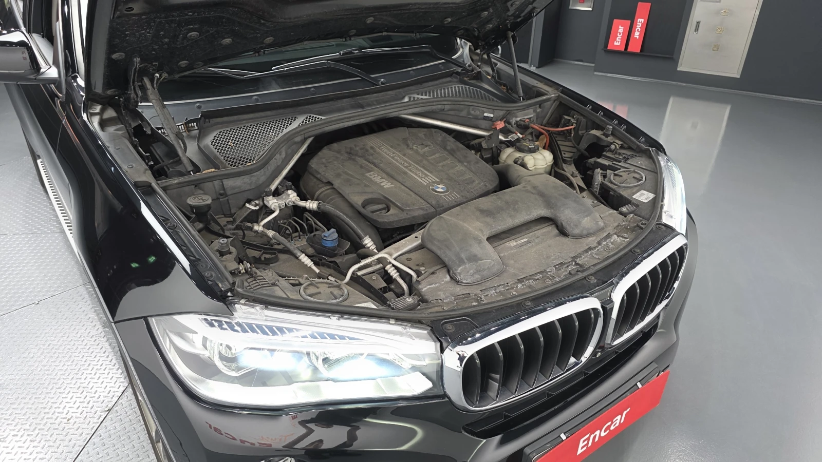 BMW X6 xDrive30d* 360* HUD* ЕЛ. БАГАЖНИК* КРАЙНА ЦЕНА, снимка 6 - Автомобили и джипове - 55348829