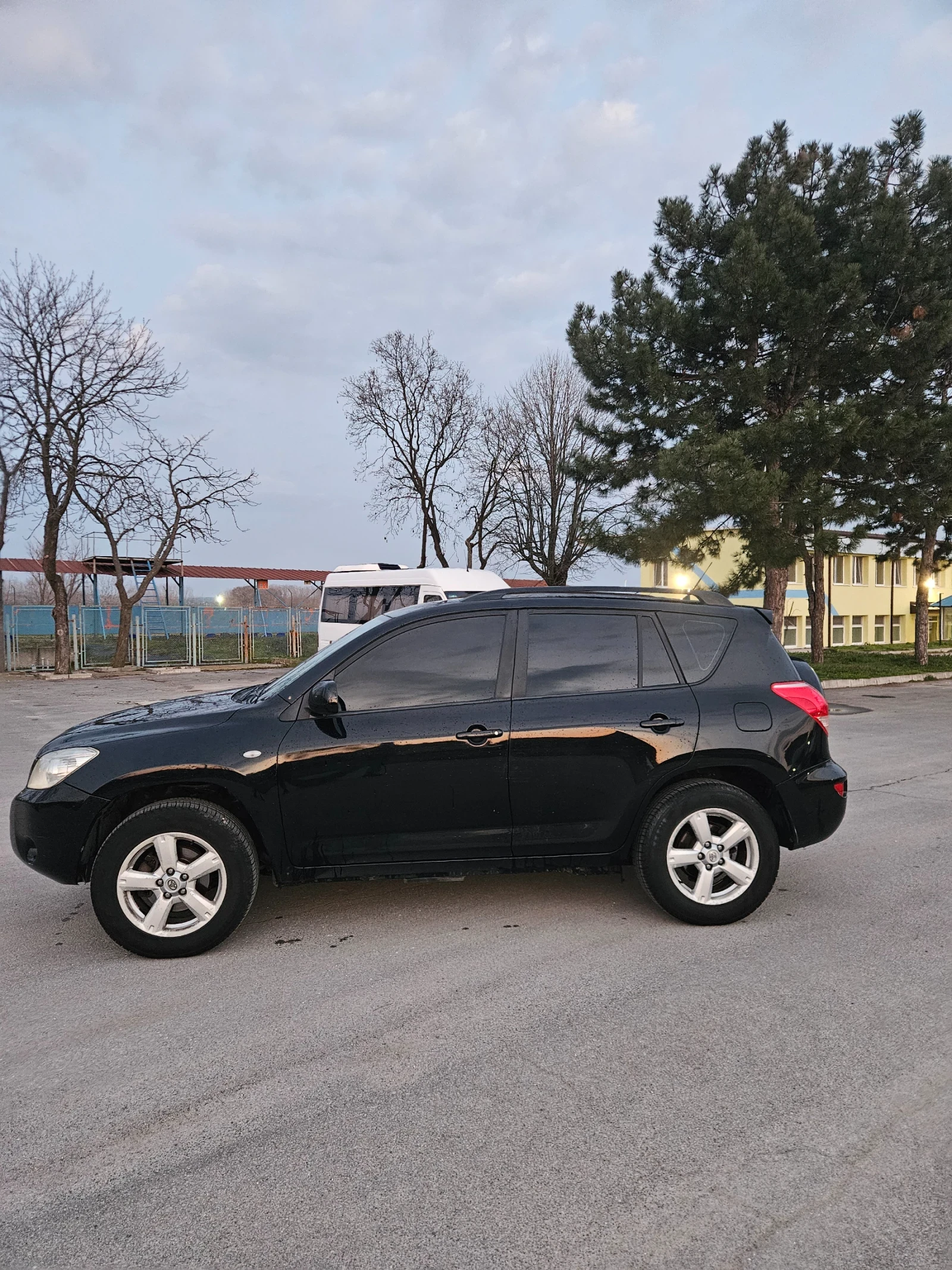 Toyota Rav4 2.0 150, снимка 7 - Автомобили и джипове - 55632318