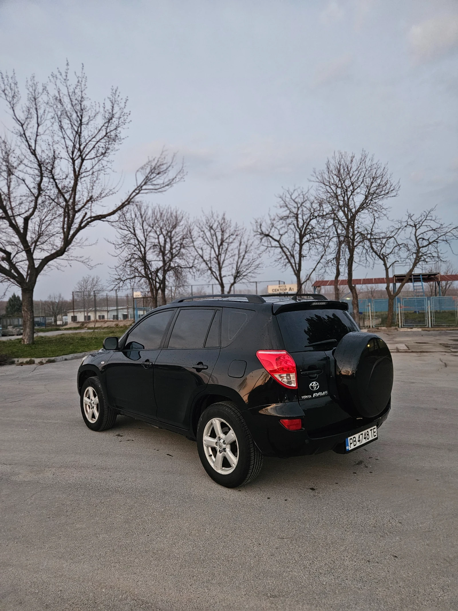 Toyota Rav4 2.0 150, снимка 6 - Автомобили и джипове - 55632318