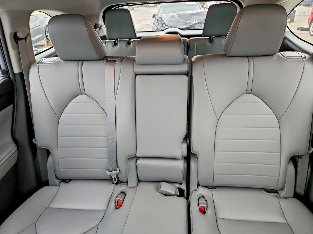 Toyota Highlander XLE 4x4, снимка 10 - Автомобили и джипове - 56531825