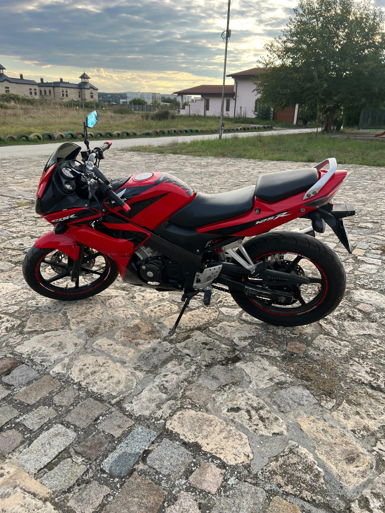 Honda Cbr CBR 125 R, снимка 5 - Мотоциклети и мототехника - 56074550