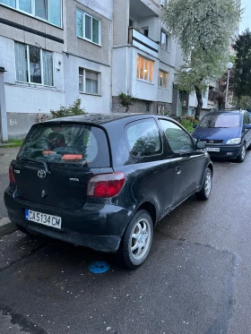 Toyota Yaris 1.3 vwti, снимка 2