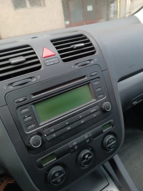 VW Golf - 3000 € / 5867.49 лв. - 80503664 4