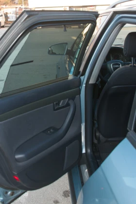 Audi A4 - 2700 € / 5280.74 лв. - 56934891 8