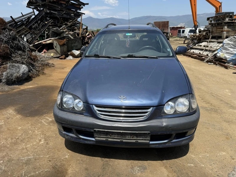 Toyota Avensis 2.0, снимка 1 - Автомобили и джипове - 46555240