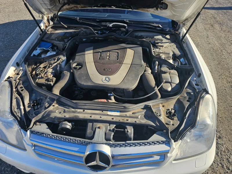 Mercedes-Benz CLS 300, снимка 11 - Автомобили и джипове - 48394460