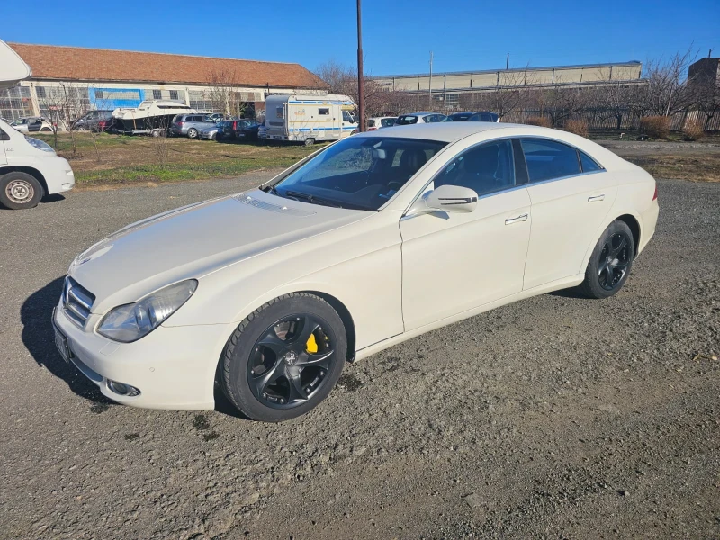 Mercedes-Benz CLS 300, снимка 1 - Автомобили и джипове - 48394460