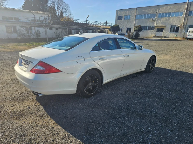 Mercedes-Benz CLS 300, снимка 2 - Автомобили и джипове - 48394460