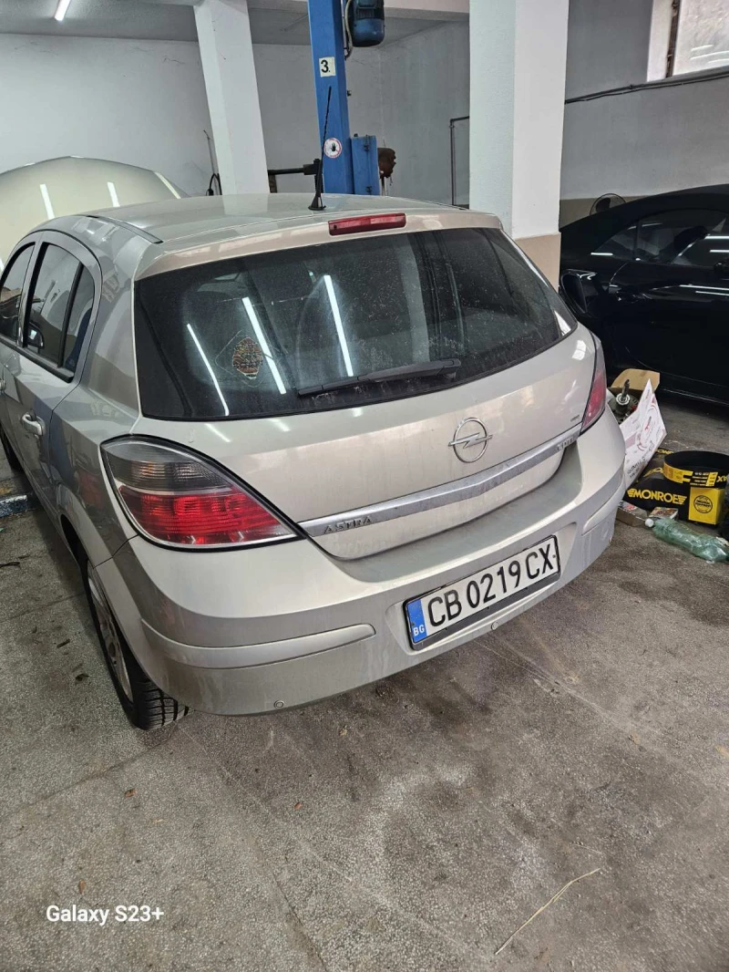 Opel Astra, снимка 5 - Автомобили и джипове - 48655896