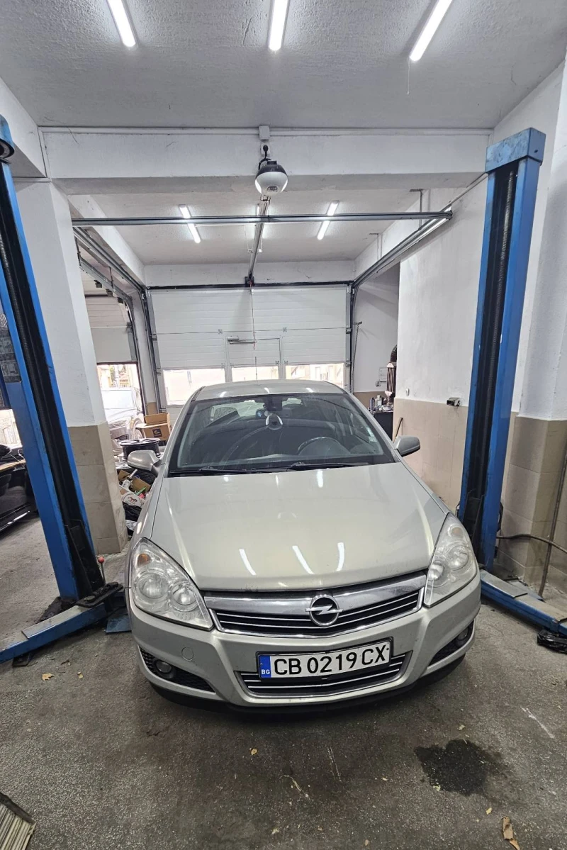 Opel Astra, снимка 3 - Автомобили и джипове - 48655896