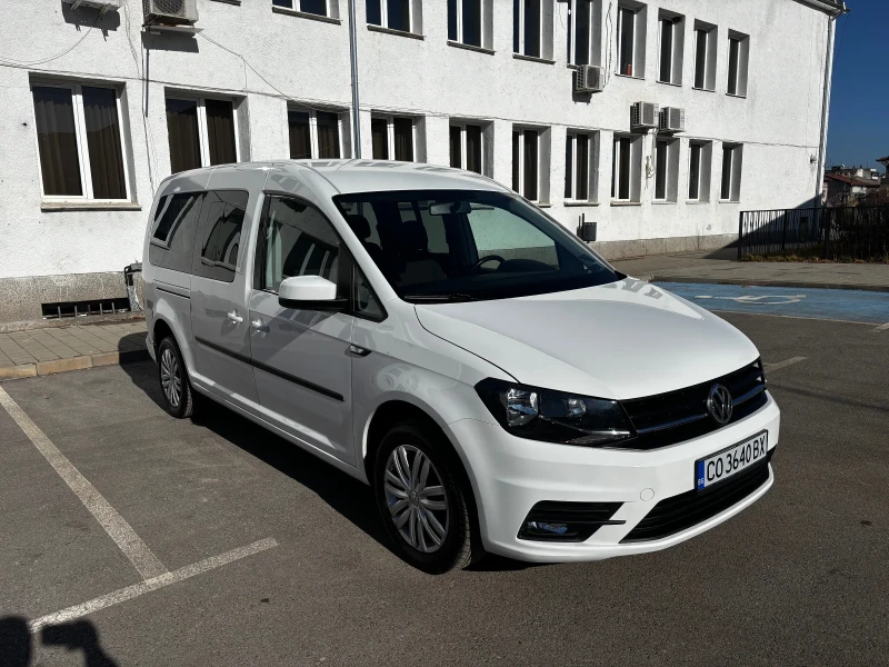 VW Caddy Maxi 7 места 2.0 TDI , снимка 3 - Автомобили и джипове - 48927204