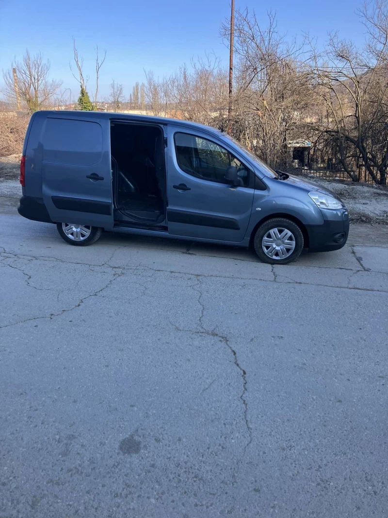 Peugeot Partner MAXI 1.6, снимка 11 - Автомобили и джипове - 49123818