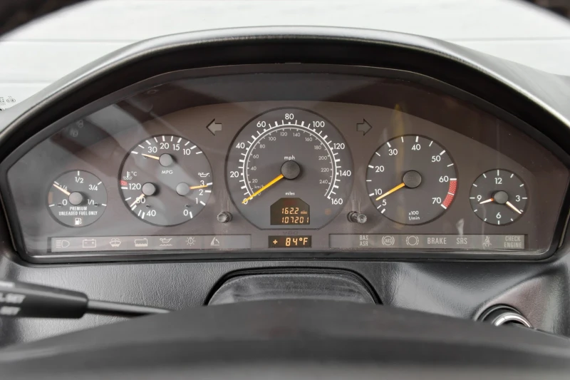 Mercedes-Benz SL 500 Coupe, снимка 15 - Автомобили и джипове - 52673328