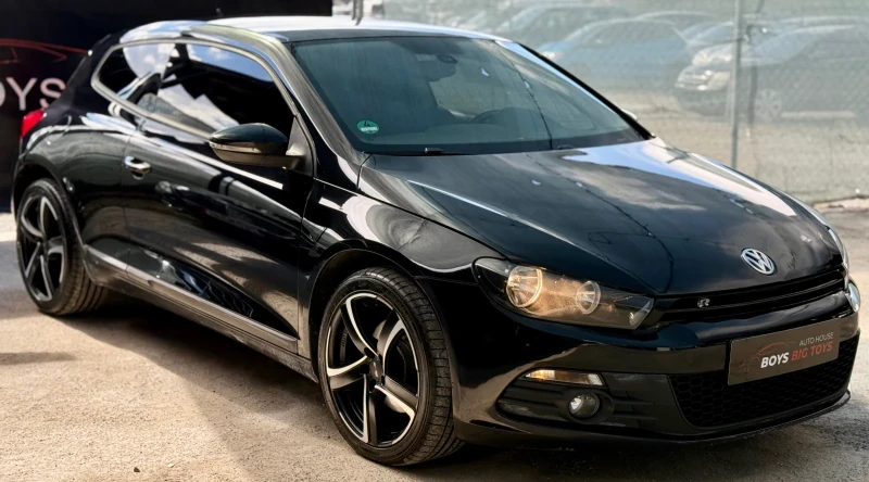 VW Scirocco R-line* BlackEDITION* Recaro* TSI* Уникален* Лизин, снимка 3 - Автомобили и джипове - 52048484