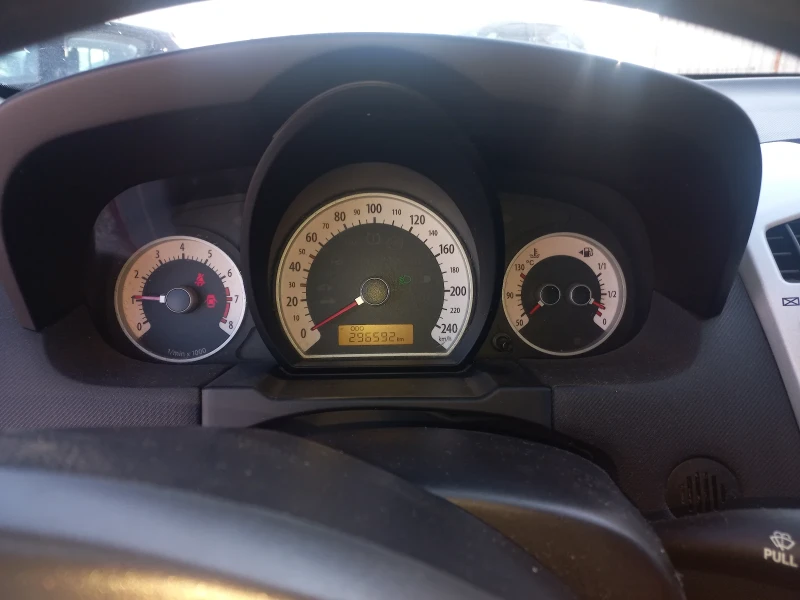 Kia Ceed 1, 4 i, снимка 14 - Автомобили и джипове - 52155222