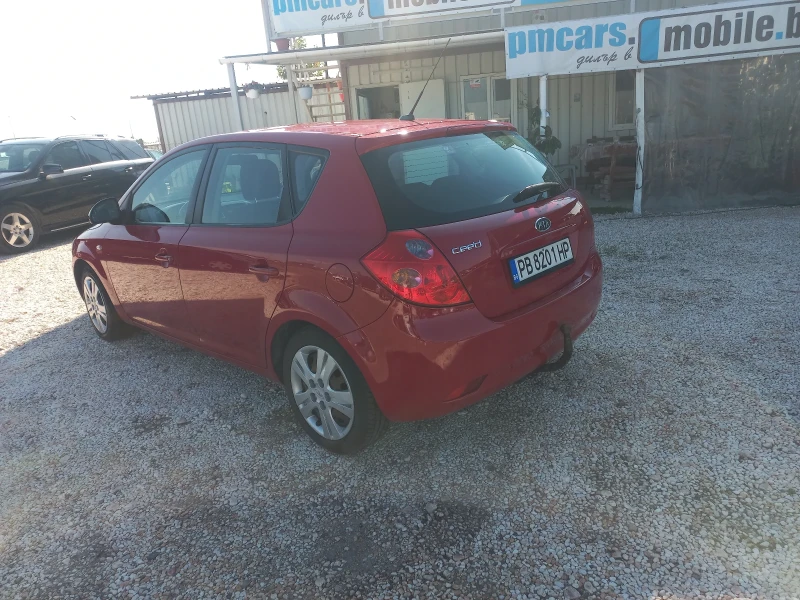 Kia Ceed 1, 4 i, снимка 12 - Автомобили и джипове - 52155222