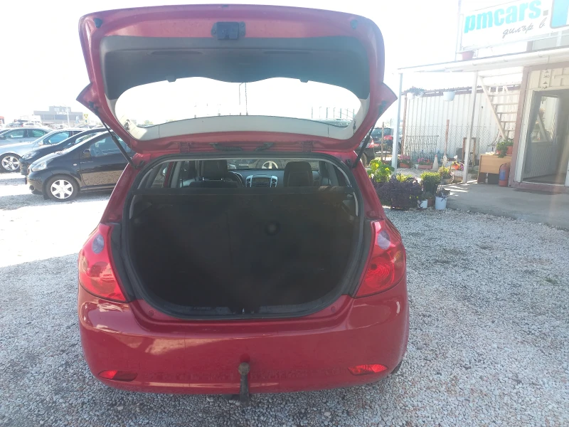 Kia Ceed 1, 4 i, снимка 11 - Автомобили и джипове - 52155222