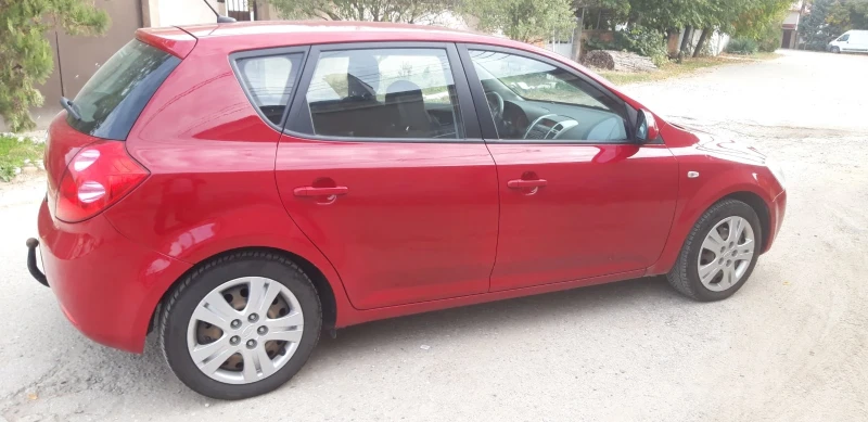 Kia Ceed 1, 4 i, снимка 5 - Автомобили и джипове - 52155222