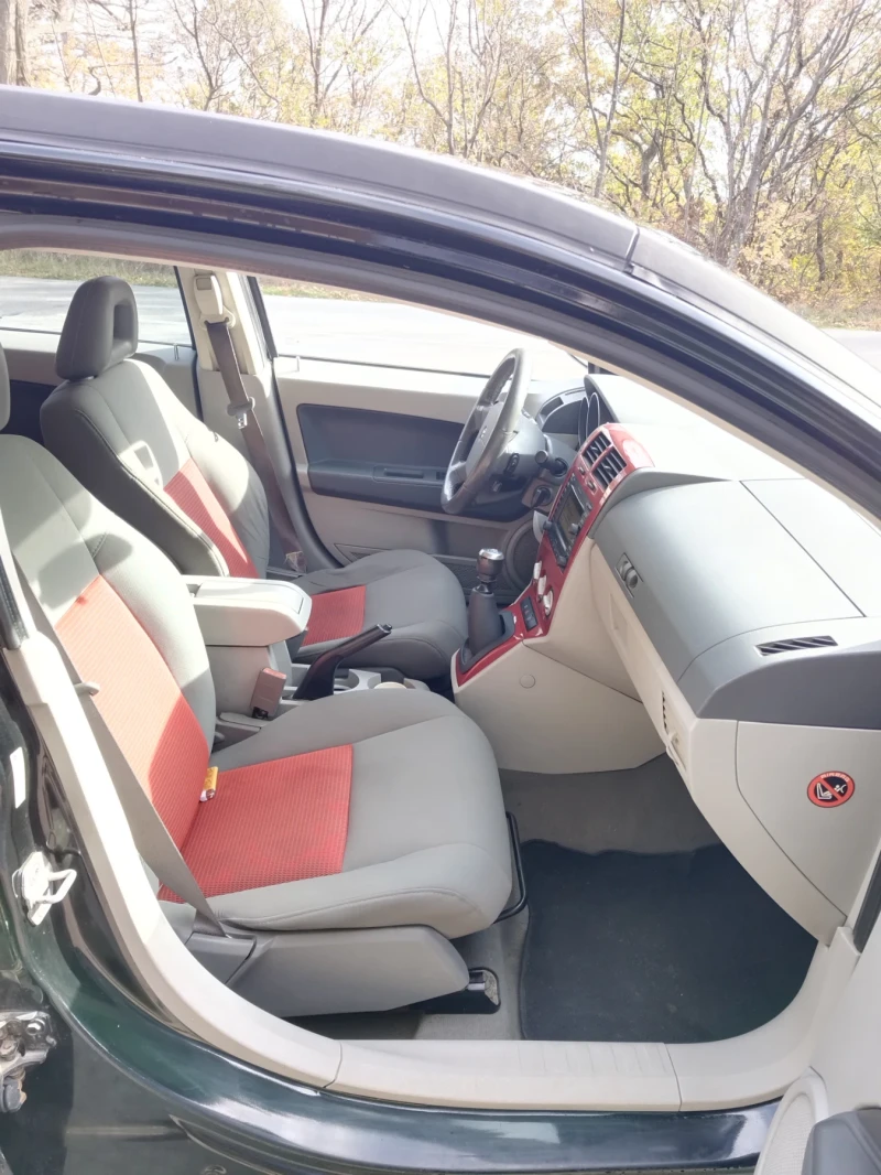 Dodge Caliber 2.0CRDI, снимка 14 - Автомобили и джипове - 52419492