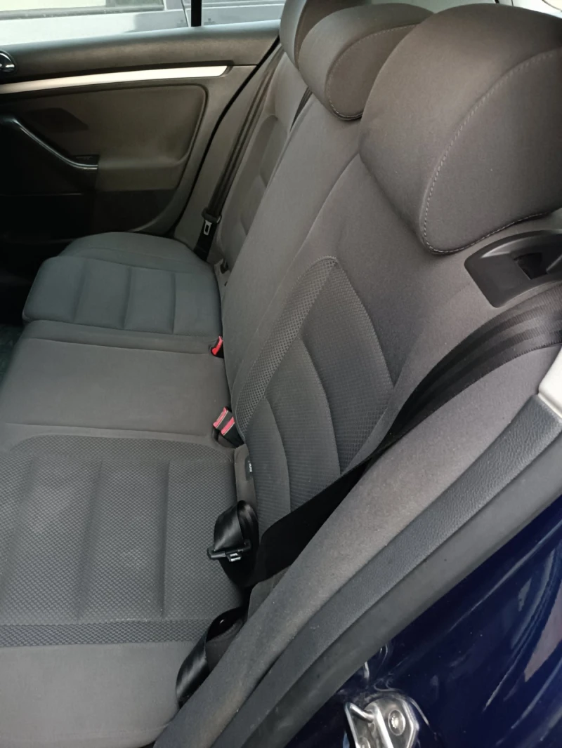 VW Golf, снимка 5 - Автомобили и джипове - 53235865