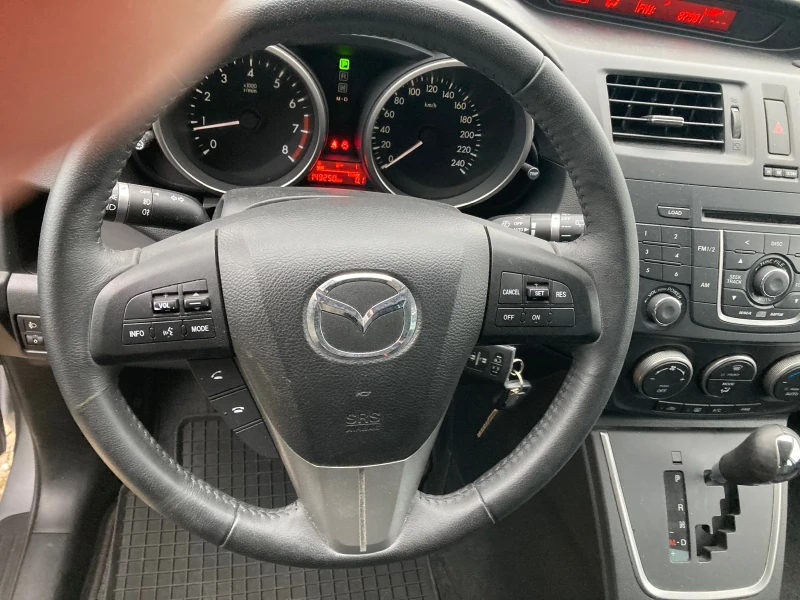 Mazda 5 2.0Automat, снимка 8 - Автомобили и джипове - 53314299