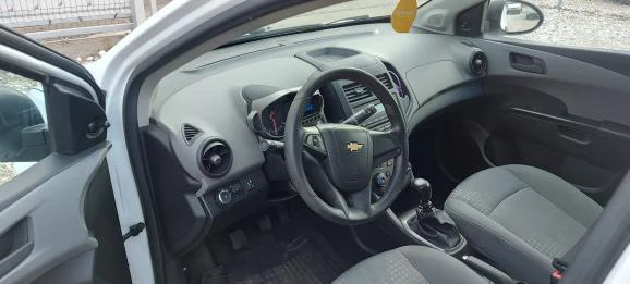 Chevrolet Aveo С Газ/LPG, снимка 4 - Автомобили и джипове - 47786572