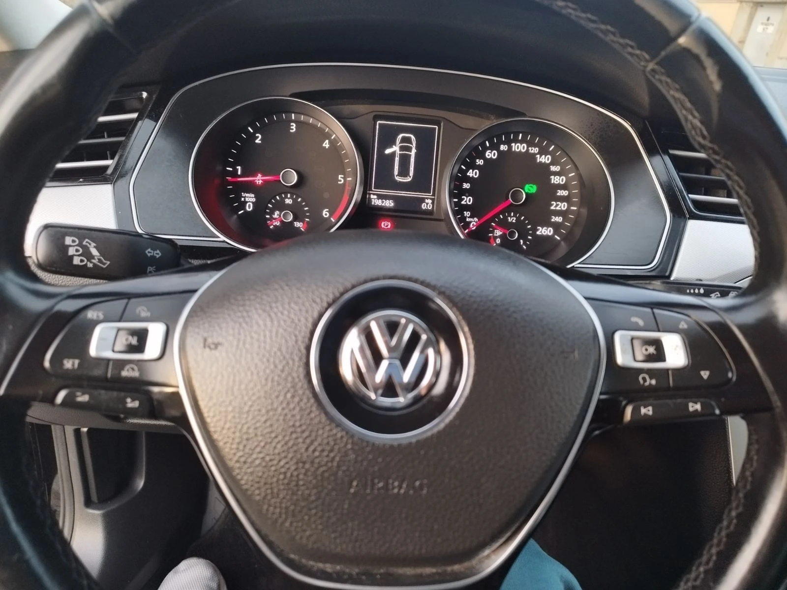 VW Passat | Mobile.bg   15