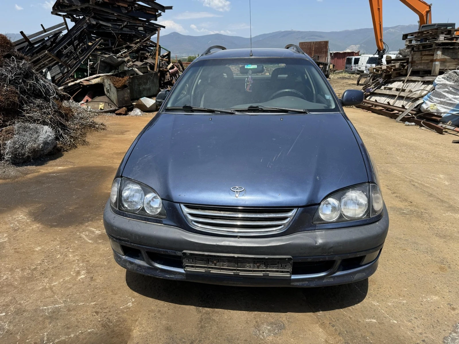 Toyota Avensis 2.0 - [1] 